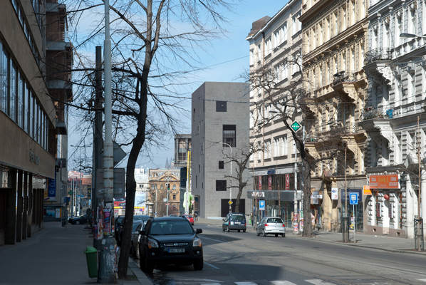 lapidarium from Vinohradska street